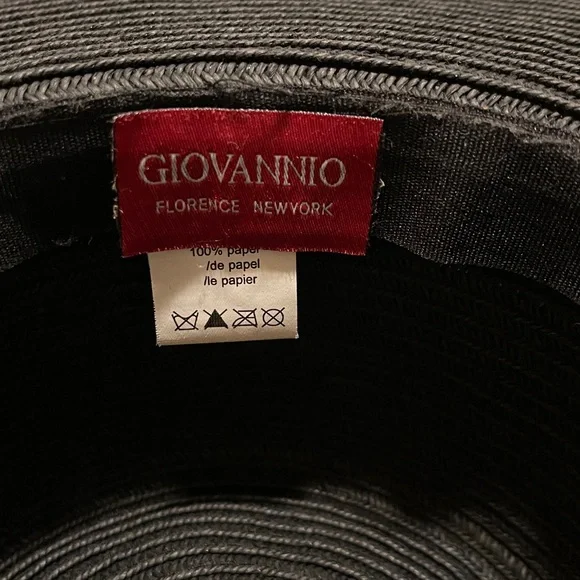 Stylish Black and Cream Women's Hat - Picture 4 of 6